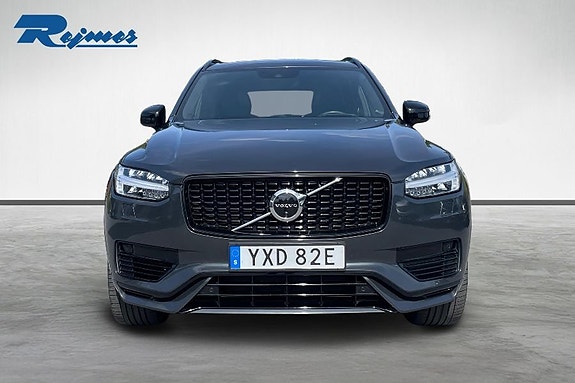 Volvo XC90 8 of 30