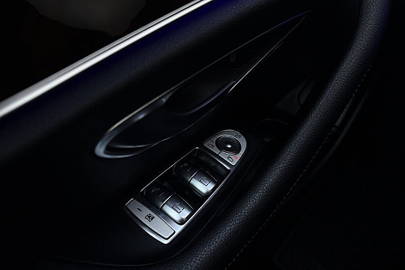 Mercedes-Benz E220 d 19 of 29