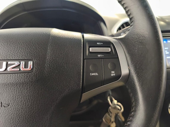 Isuzu D-max 10 of 14
