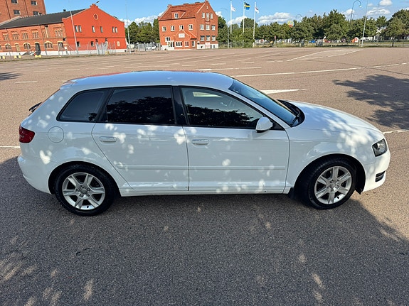 Audi A3 4 of 18