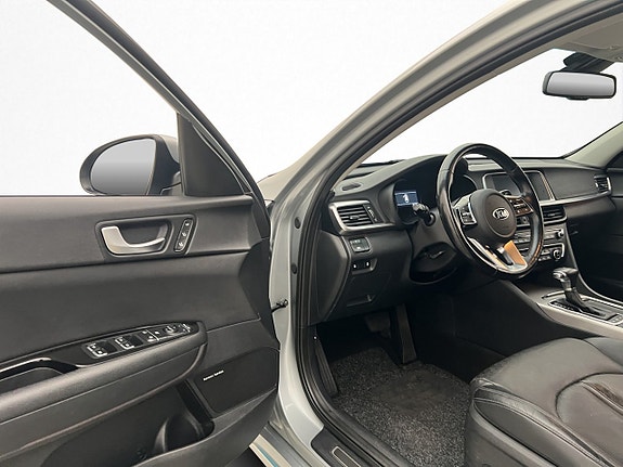 Kia Optima 9 of 30