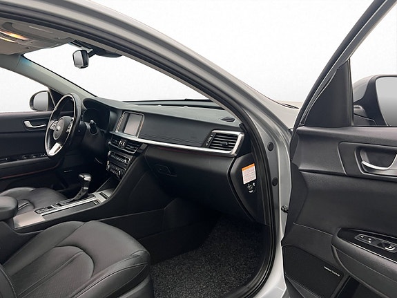 Kia Optima 25 of 30