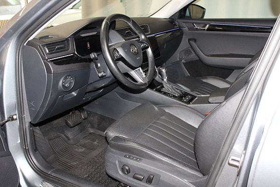 Skoda Superb 20 of 30