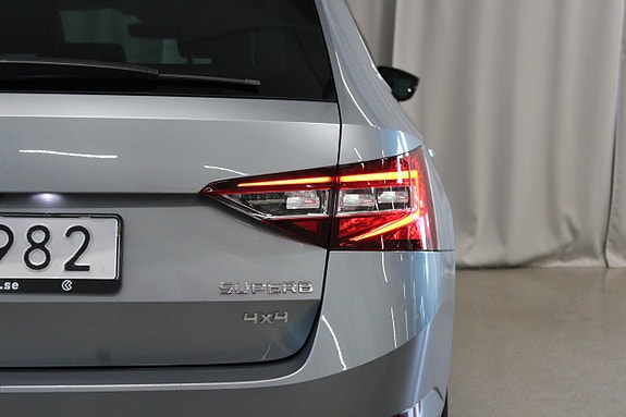 Skoda Superb 10 of 30