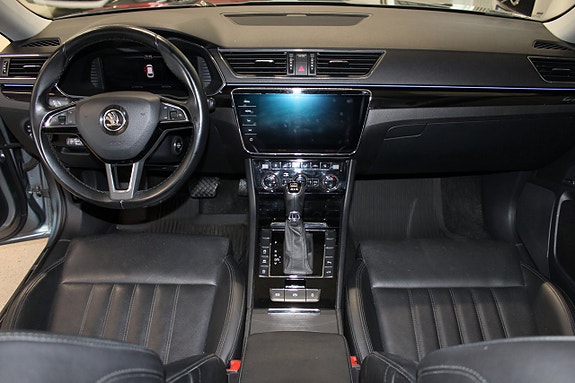 Skoda Superb 18 of 30