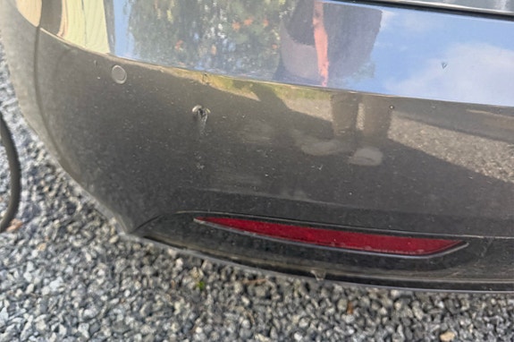 Tesla Model S 6 of 7