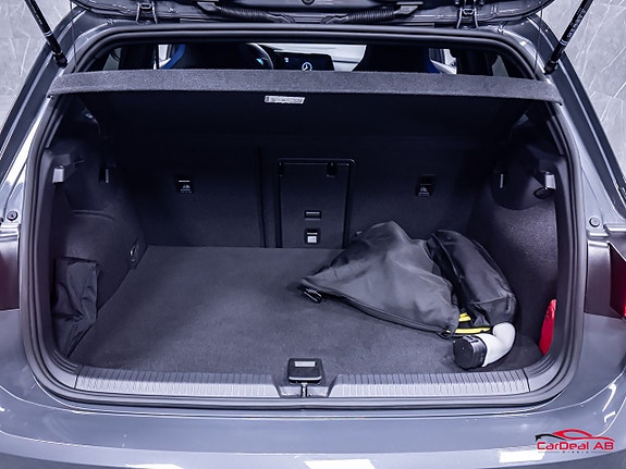 Volkswagen Golf I 17 of 30