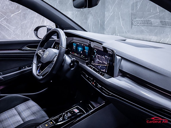 Volkswagen Golf I 13 of 30