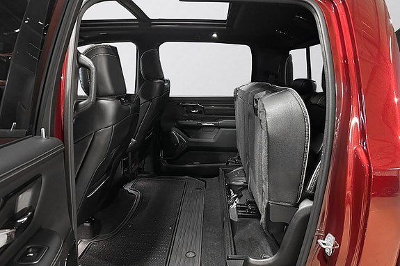 Dodge RAM 1500 22 of 30