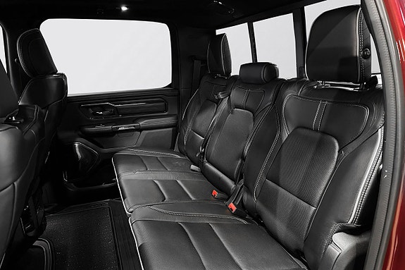 Dodge RAM 1500 23 of 30