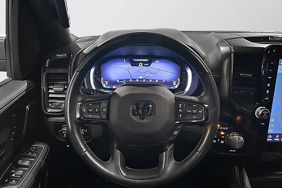 Dodge RAM 1500 24 of 30