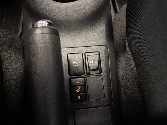 Toyota Yaris 15 of 27