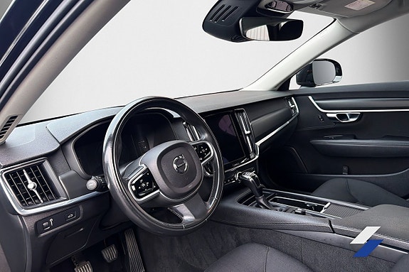 Volvo V90 Cross Country 4 of 6