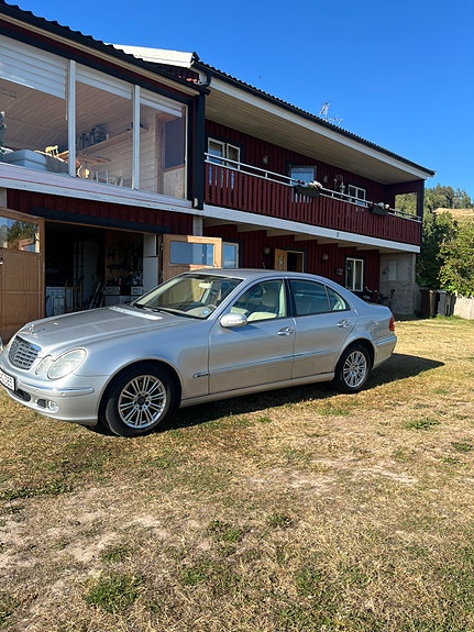 Mercedes-Benz E240 2 of 7