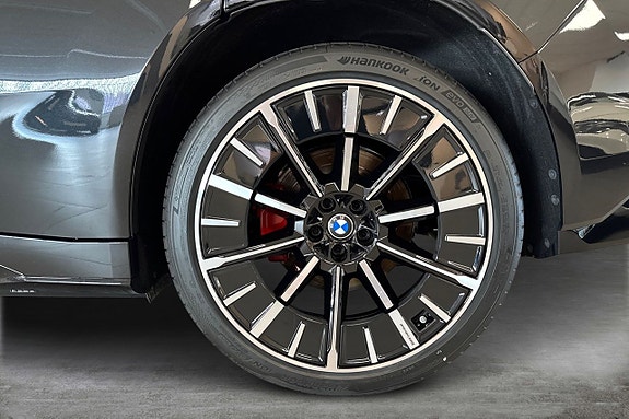 BMW iX3 16 of 19