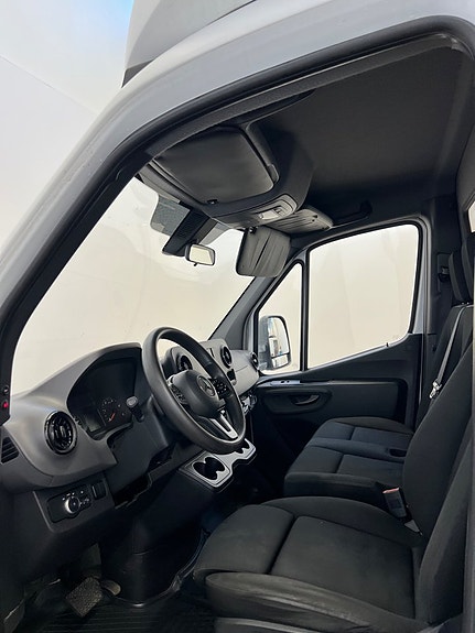 Mercedes-Benz Sprinter 316 8 of 11