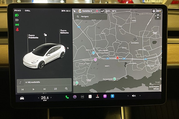 Tesla Model 3 16 of 23