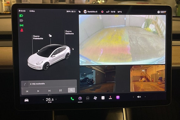 Tesla Model 3 17 of 23