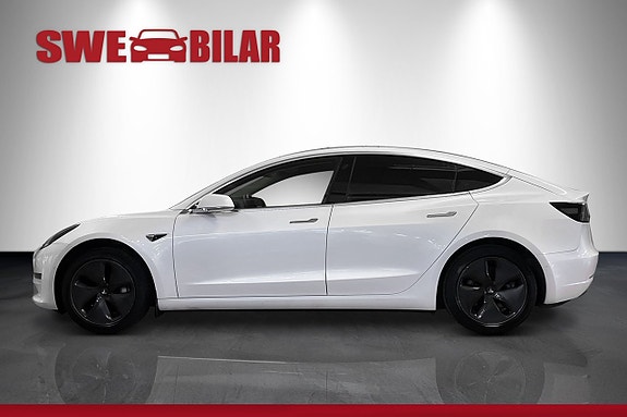 Tesla Model 3 8 of 23