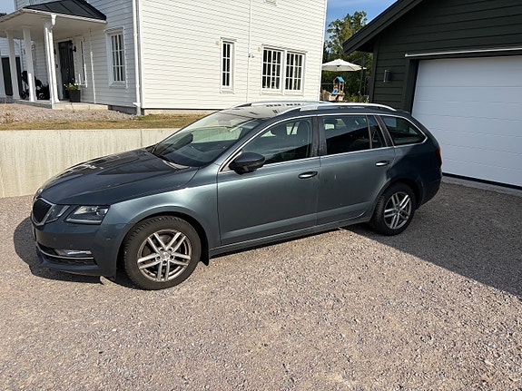 Skoda Octavia 4 of 12