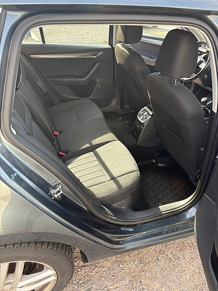 Skoda Octavia 12 of 12