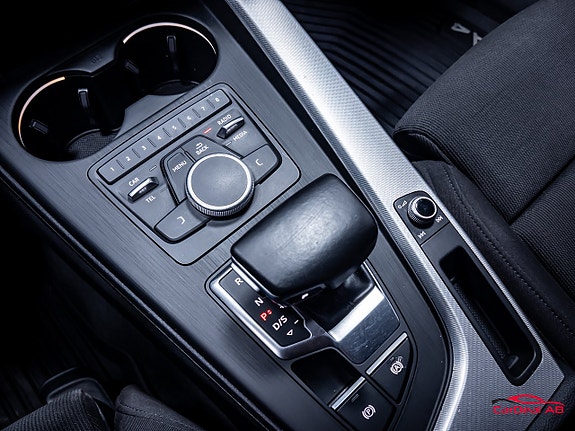 Audi A4 26 of 28