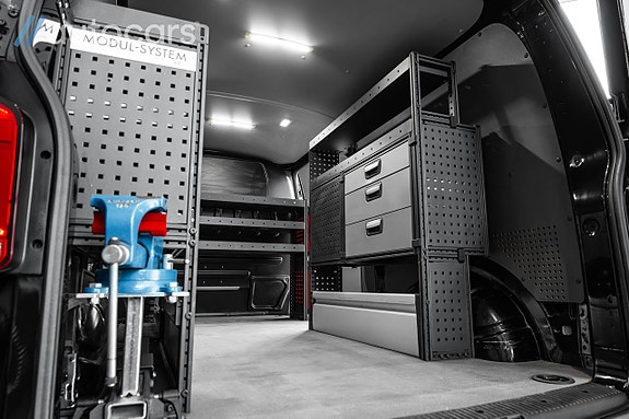 Volkswagen Transporter 18 of 30