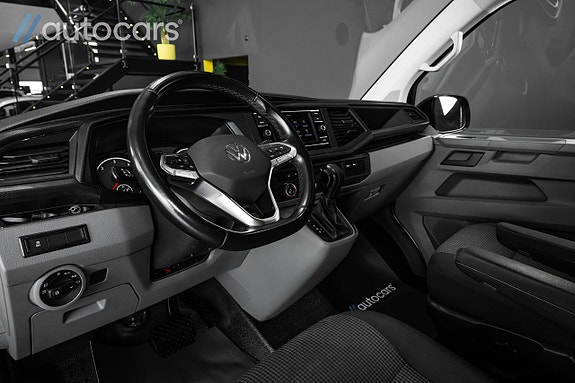 Volkswagen Transporter 22 of 30