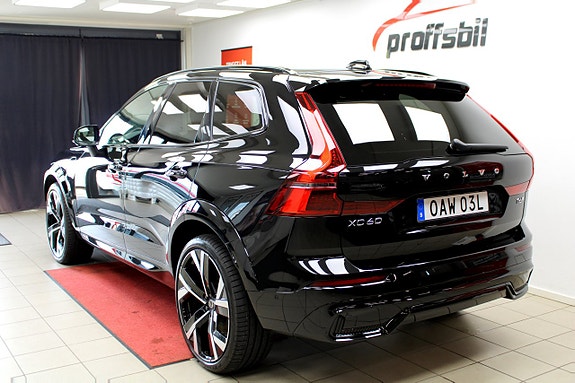 Volvo XC60 6 of 30