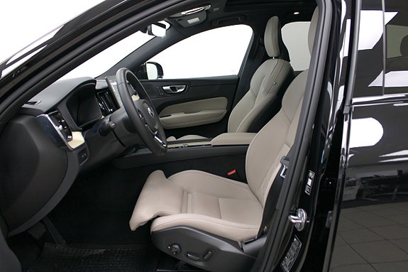 Volvo XC60 19 of 30