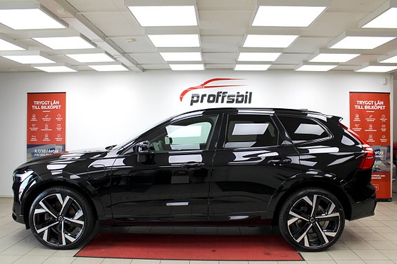 Volvo XC60 2 of 30