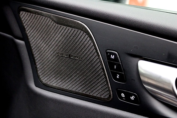 Volvo XC60 25 of 30