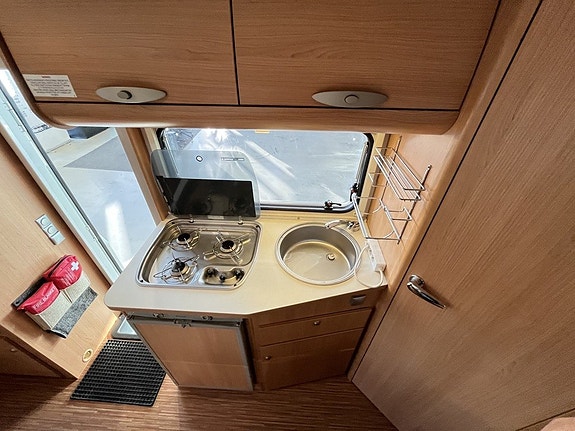 Adria Sport 573 DS / B-körkort / Solcell / Dubbelbädd / 10 of 18