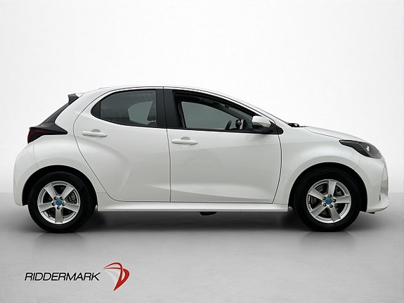 Toyota Yaris 9 of 24