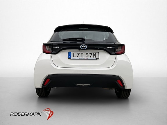Toyota Yaris 6 of 24
