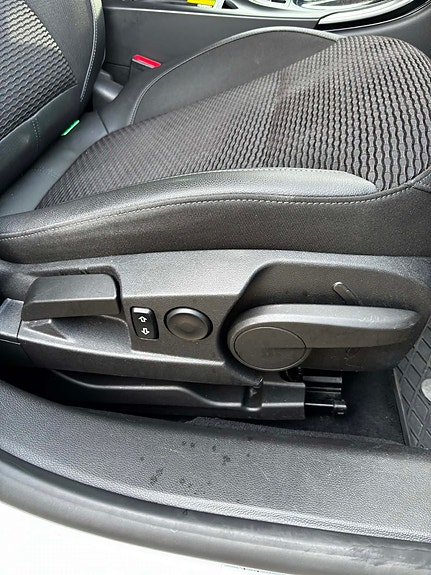 Opel Insignia Country Tourer 7 of 11
