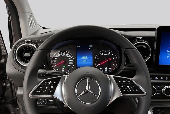 Mercedes-Benz T180 d 10 of 21