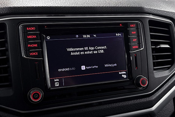 Volkswagen Amarok 26 of 30