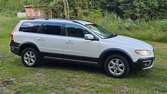 Volvo XC70 4 of 14