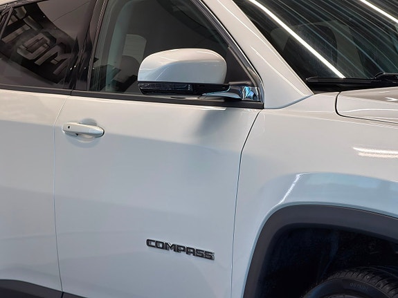 Jeep Compass 7 of 30