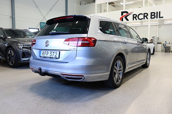 Volkswagen Passat 5 of 27