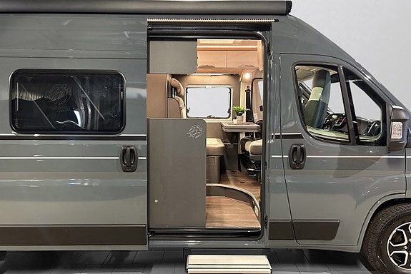 Knaus BOXLIFE 600 ME AUTOMAT ADAPTIV FARTHÅLLARE LÅNGBÄDDAR 4 of 30