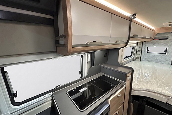 Knaus BOXLIFE 600 ME AUTOMAT ADAPTIV FARTHÅLLARE LÅNGBÄDDAR 18 of 30