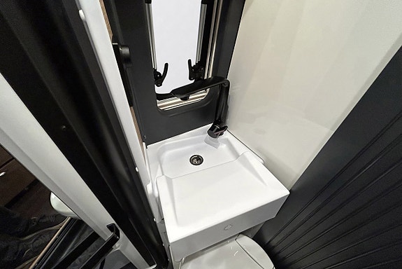 Knaus BOXLIFE 600 ME AUTOMAT ADAPTIV FARTHÅLLARE LÅNGBÄDDAR 13 of 30