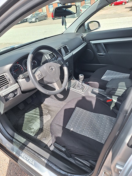 Opel Vectra 8 of 10