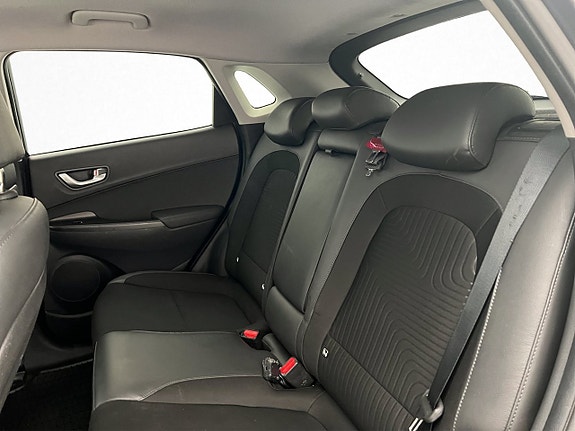 Hyundai Kona 30 of 30