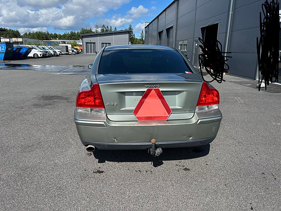 Volvo S60 6 of 17