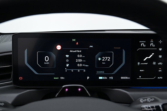 Kia EV9 8 of 27