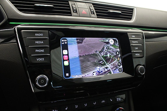 Skoda Superb 22 of 28