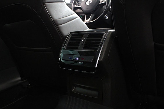 Skoda Superb 14 of 28